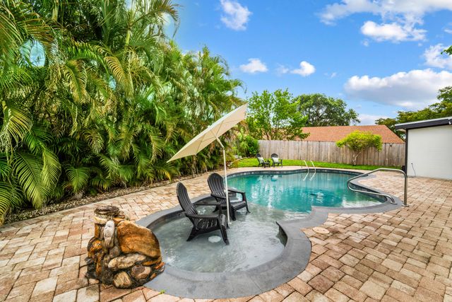 5731 NW 54th Way, Tamarac, FL 33319