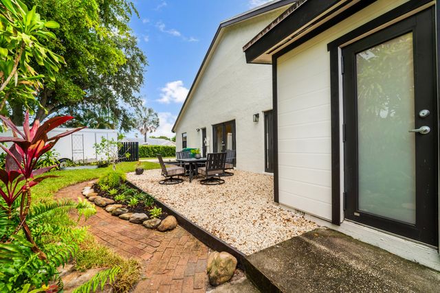 5731 NW 54th Way, Tamarac, FL 33319