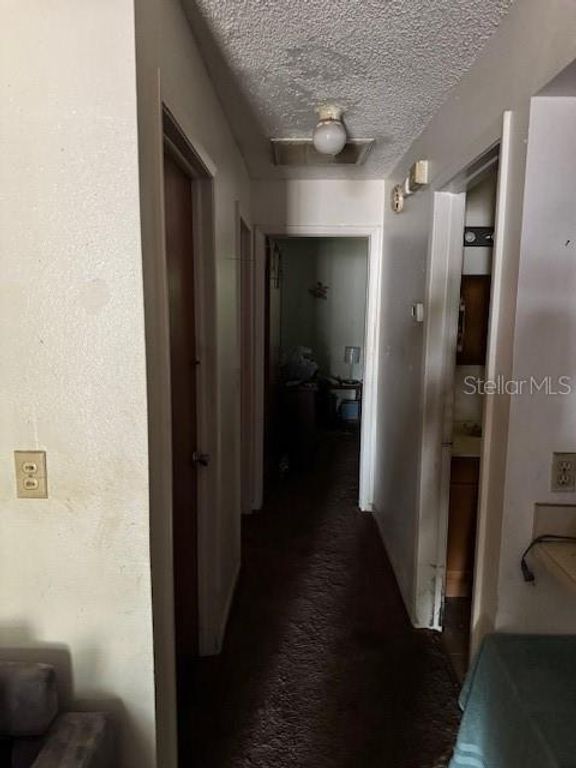 Image 11 of property listing at 8609 N 13TH STREET, Tampa, FL 33604