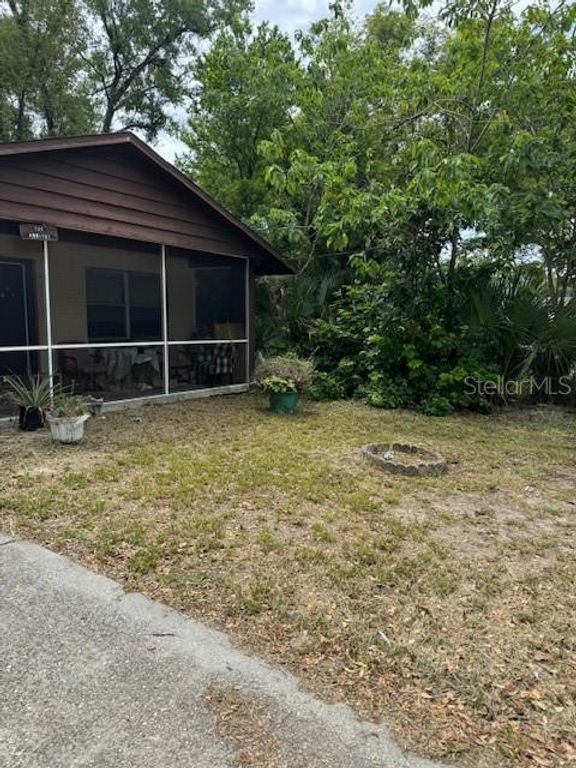 Image 3 of property listing at 8609 N 13TH STREET, Tampa, FL 33604