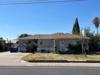 2213 7th St, Ceres, CA 95307