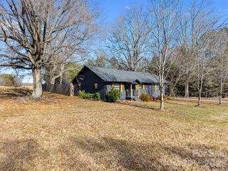 231 Faith Road, Mooresville, NC 28115