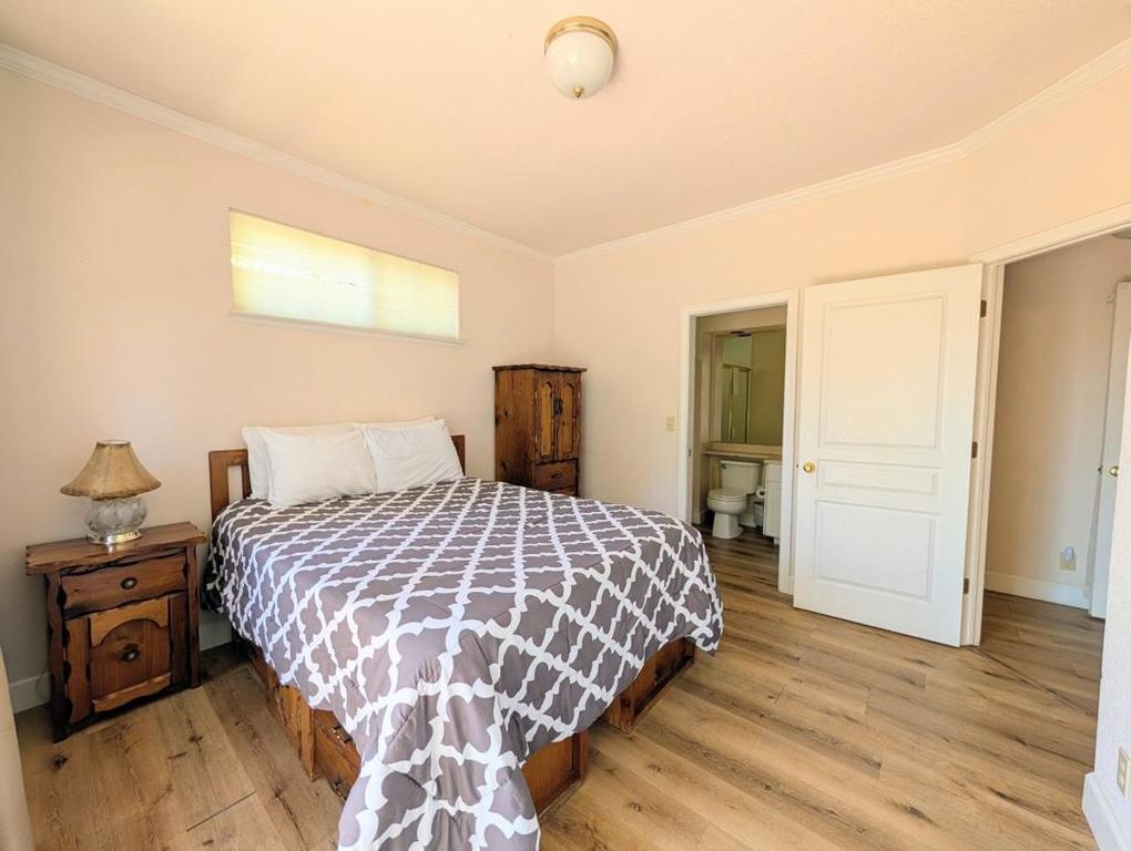 Image 6 of property listing at 12021 Valenta Way, Groveland, CA 95321