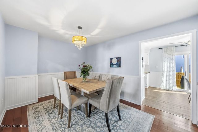 10 Peachtree Lane 303, Jamesburg, NJ 08831