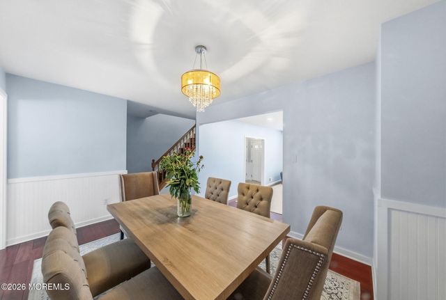 10 Peachtree Lane 303, Jamesburg, NJ 08831