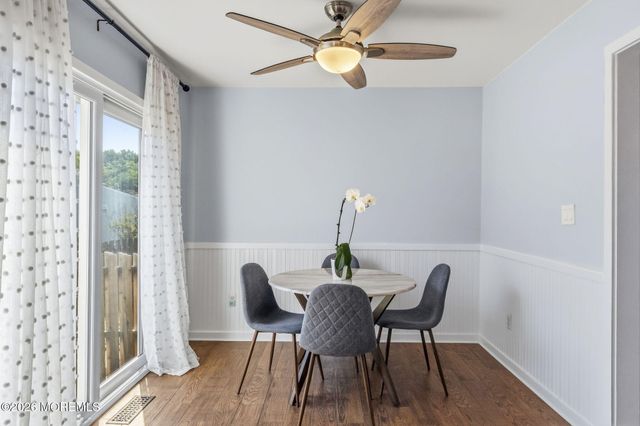 10 Peachtree Lane 303, Jamesburg, NJ 08831