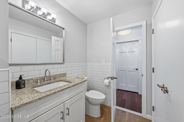 10 Peachtree Lane 303, Jamesburg, NJ 08831