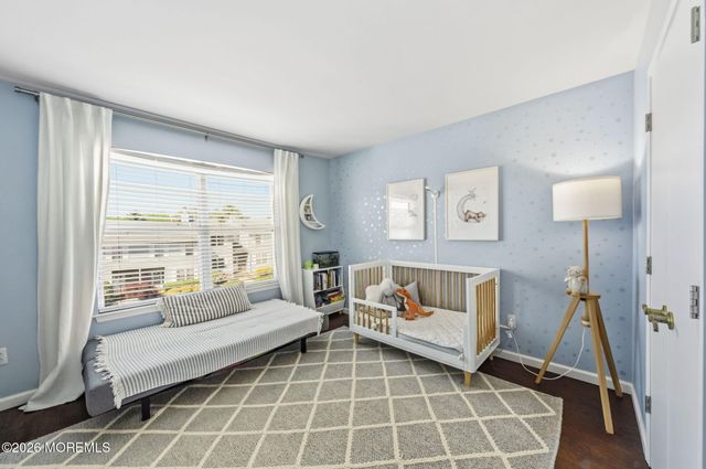 10 Peachtree Lane 303, Jamesburg, NJ 08831