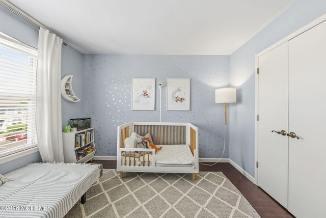 10 Peachtree Lane 303, Jamesburg, NJ 08831