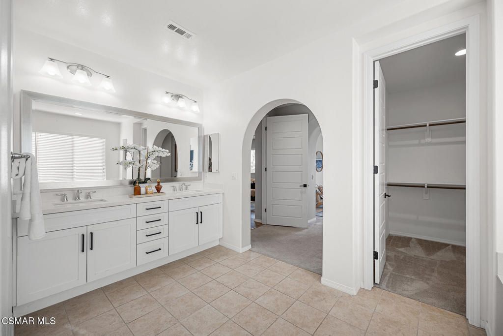 Image 33 of property listing at 12668 Deer Grass Court, Moorpark, CA 93021