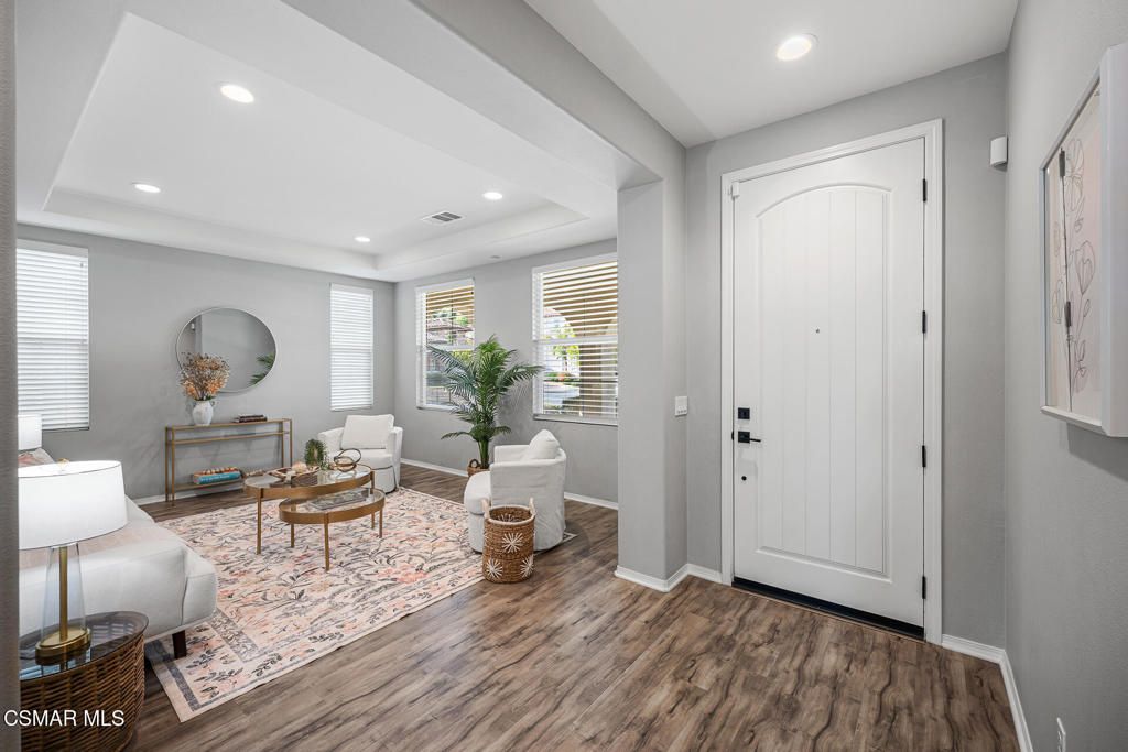 Image 5 of property listing at 12668 Deer Grass Court, Moorpark, CA 93021