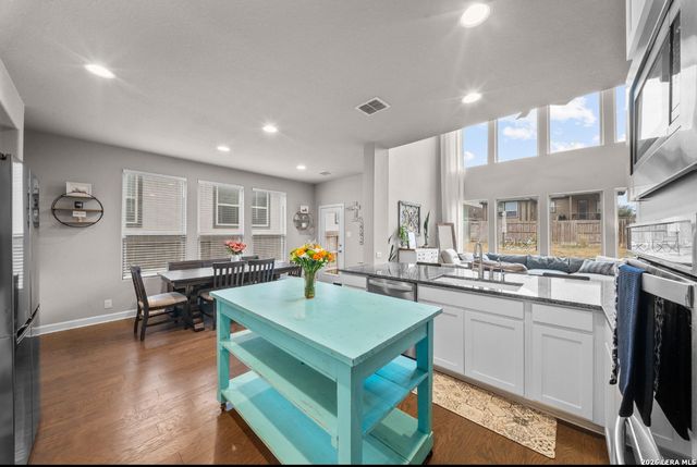 1531 Balcones Fault, New Braunfels, TX 78132