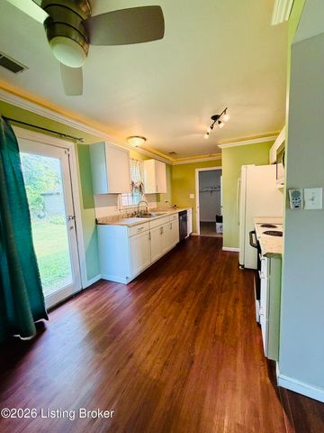 9604 Shoshone Way, Louisville, KY 40258