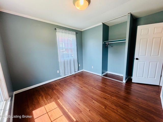 9604 Shoshone Way, Louisville, KY 40258