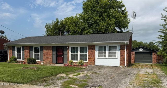 9604 Shoshone Way, Louisville, KY 40258