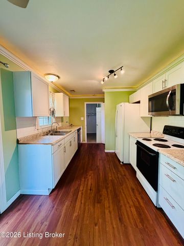 9604 Shoshone Way, Louisville, KY 40258