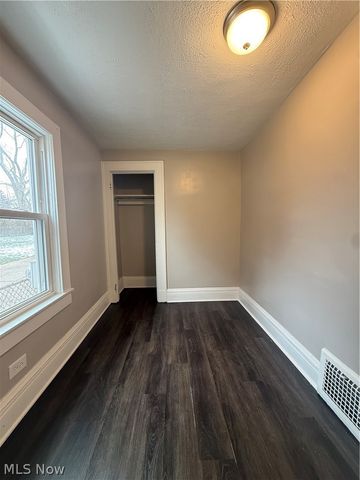 6715 Theota Avenue DOWN, Parma, OH 44129