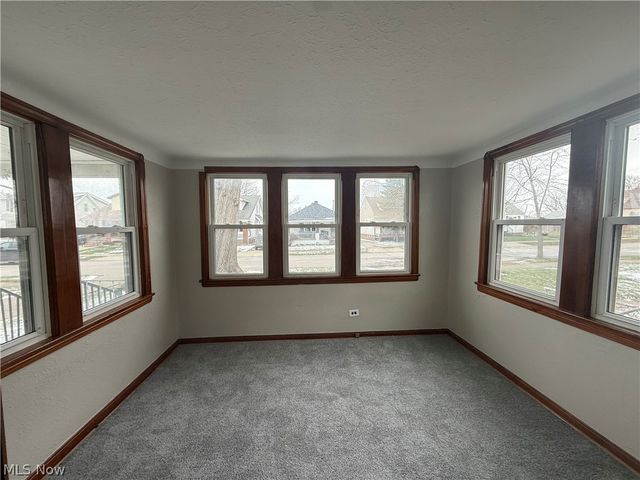 6715 Theota Avenue DOWN, Parma, OH 44129