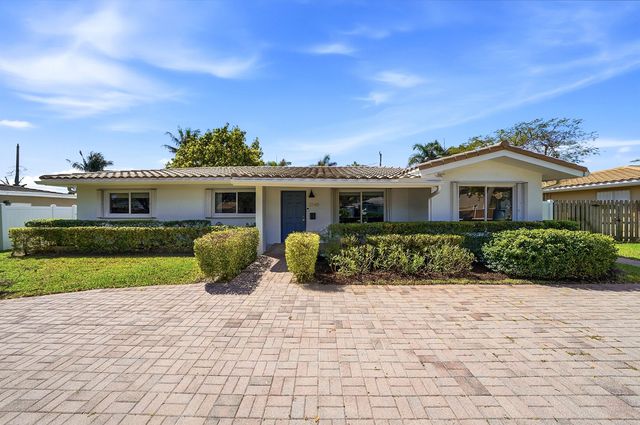 2140 NE 52nd Court, Fort Lauderdale, FL 33308
