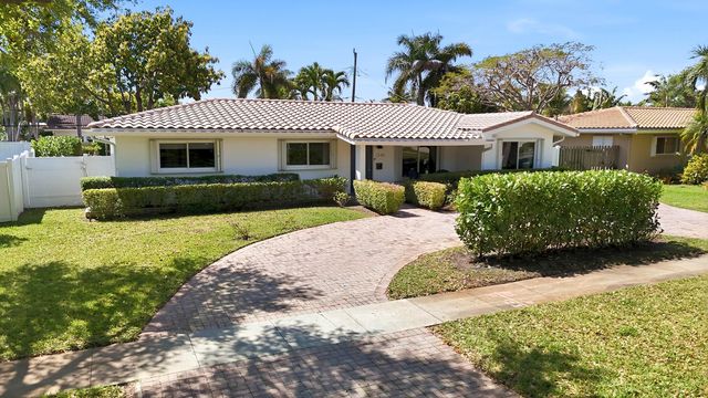 2140 NE 52nd Court, Fort Lauderdale, FL 33308