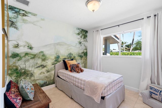 2140 NE 52nd Court, Fort Lauderdale, FL 33308