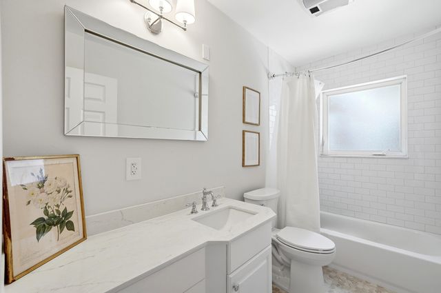 2140 NE 52nd Court, Fort Lauderdale, FL 33308