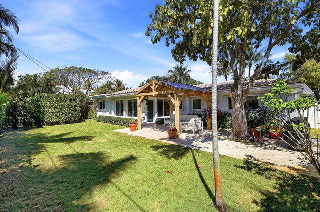 2140 NE 52nd Court, Fort Lauderdale, FL 33308