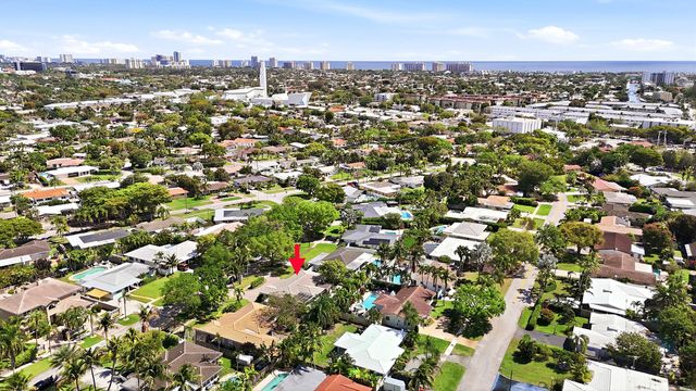 2140 NE 52nd Court, Fort Lauderdale, FL 33308