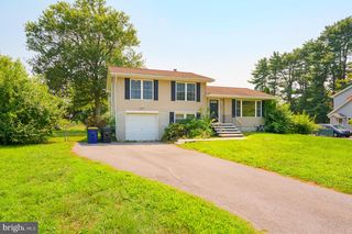 74 PHILCHRIS DR, Dover, DE 19901