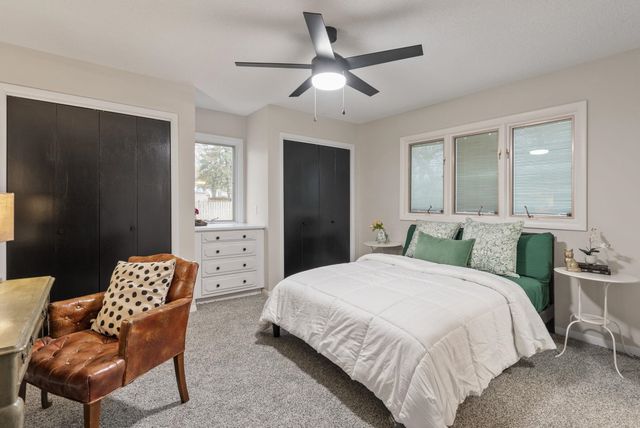 3816 Woodland Court, Davenport, IA 52807