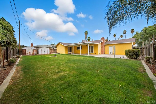 680 E Spruce Avenue, Lemoore, CA 93245