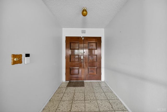 680 E Spruce Avenue, Lemoore, CA 93245