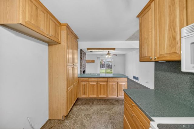 680 E Spruce Avenue, Lemoore, CA 93245