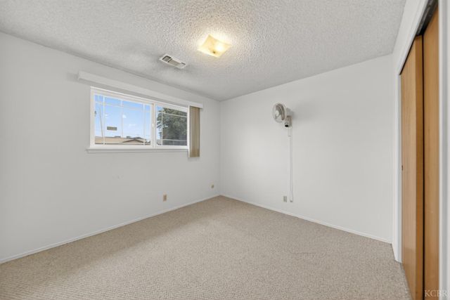 680 E Spruce Avenue, Lemoore, CA 93245