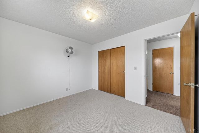 680 E Spruce Avenue, Lemoore, CA 93245