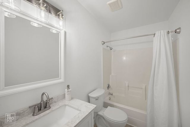 5300 Lindenwood Circle, Plainfield, IL 60586