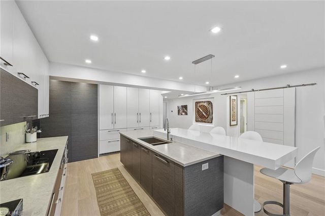 4051 Gulf Shore BLVD N # 201, Naples, FL 34103