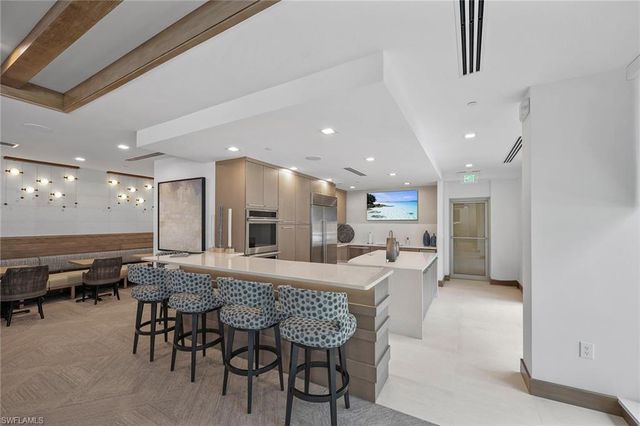 4051 Gulf Shore BLVD N # 201, Naples, FL 34103