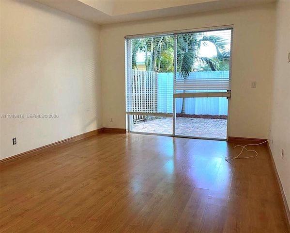 9842 NW 29th St, Doral, FL 33172