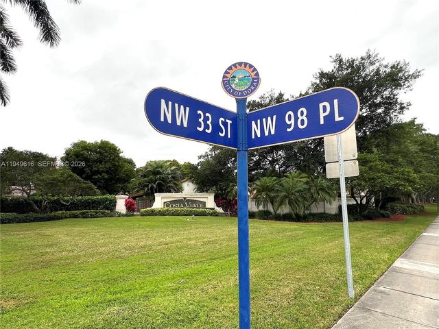 9842 NW 29th St, Doral, FL 33172
