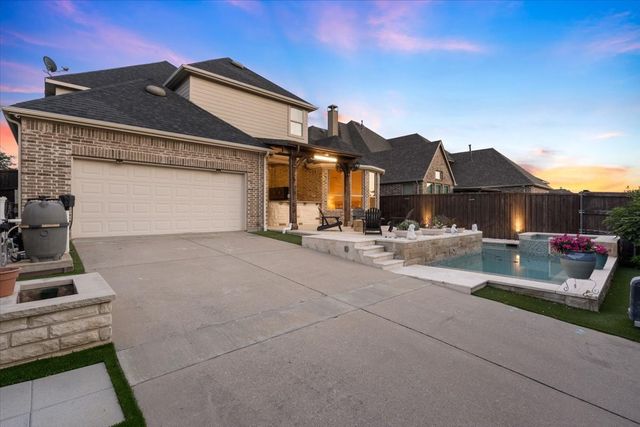 2709 Damsel Bella Boulevard, Lewisville, TX 75056