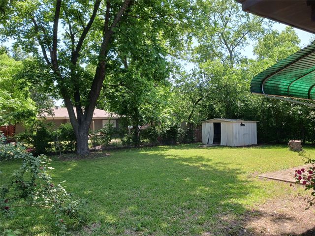 1102 11th Street, Plano, TX 75074