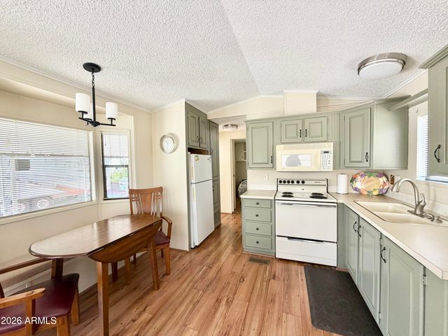 111 S GREENFIELD Road 294, Mesa, AZ 85206