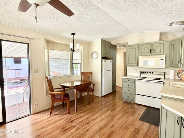 111 S GREENFIELD Road 294, Mesa, AZ 85206