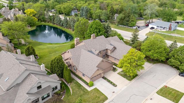 7519 W Mallory WAY, Franklin, WI 53132