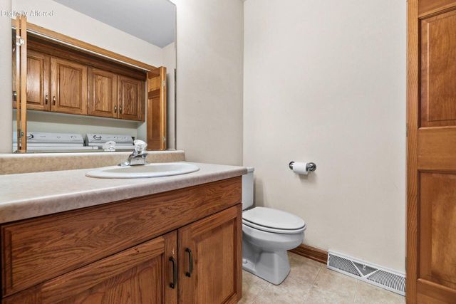 7519 W Mallory WAY, Franklin, WI 53132