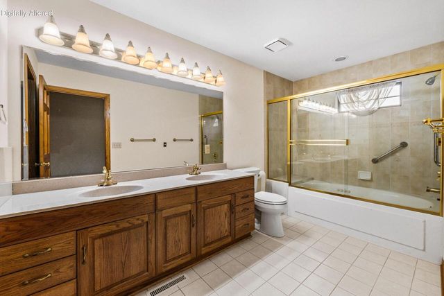 7519 W Mallory WAY, Franklin, WI 53132