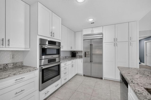 1013 BAY COLONY Drive S, Juno Beach, FL 33408