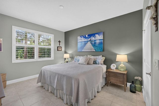 1013 BAY COLONY Drive S, Juno Beach, FL 33408