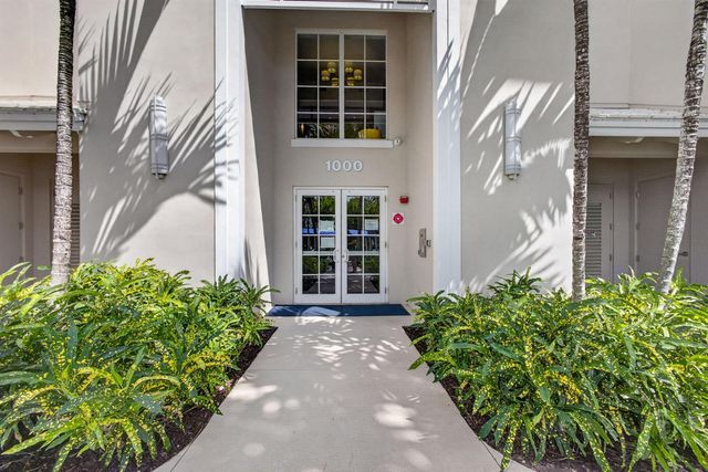 1013 BAY COLONY Drive S, Juno Beach, FL 33408